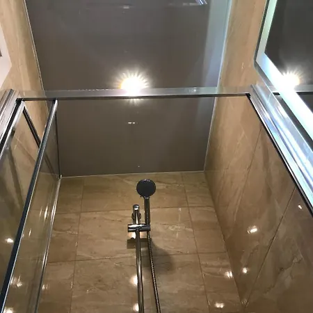 Apartment Deluxe Vesela 5 *