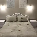 Deluxe Vesela 5 *